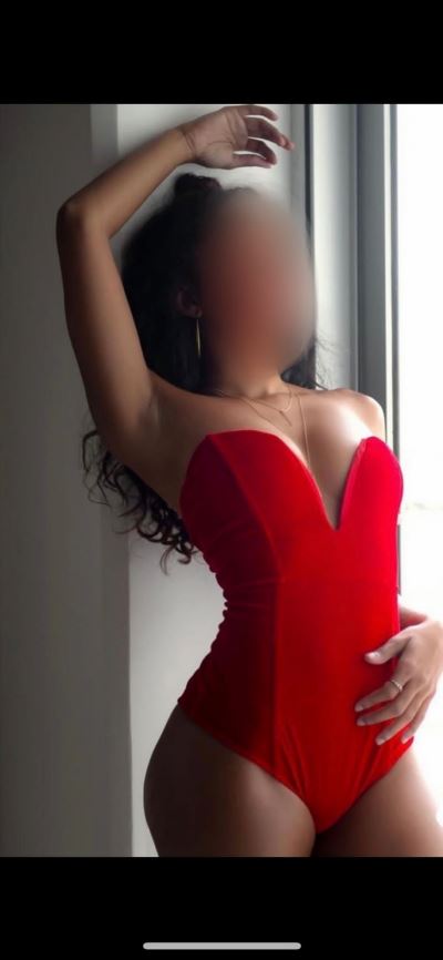 Prostituerad i Borås - Eskort Massage